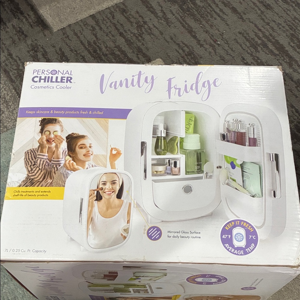 Vanity Fridge - White